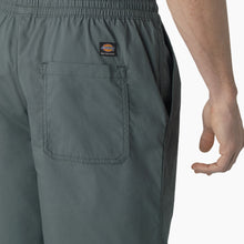 Load image into Gallery viewer, Dickies Skateboarding Grants Pass Shorts 9&quot; - Lincoln Green
